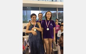565c24bde503c_podiumnoisy2.jpg
